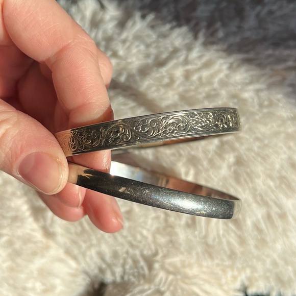 Set Silver Bangle Bracelets - Picture 3 of 6